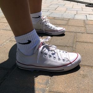 Converse - All White